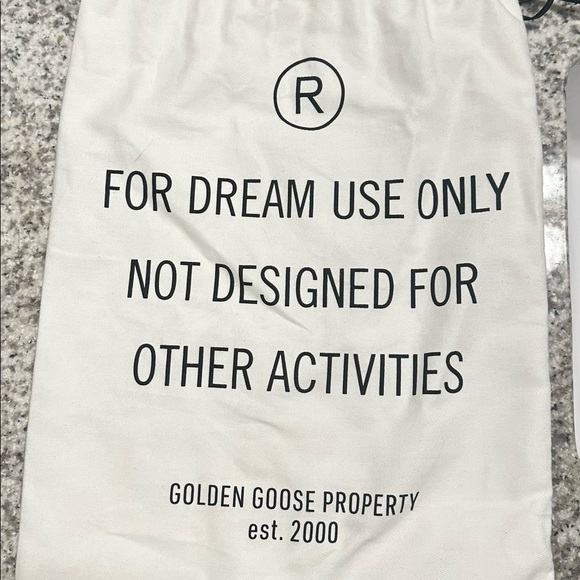 Golden Goose Super-Star Low Top Sneaker - Picture 5 of 5